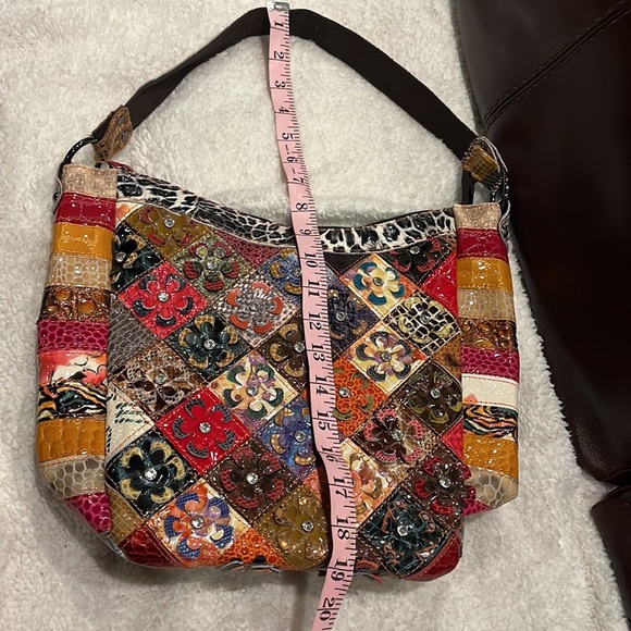 Treska multi color patchwork and rhinestone flowered leather shoulder bag - Picture 5 of 8